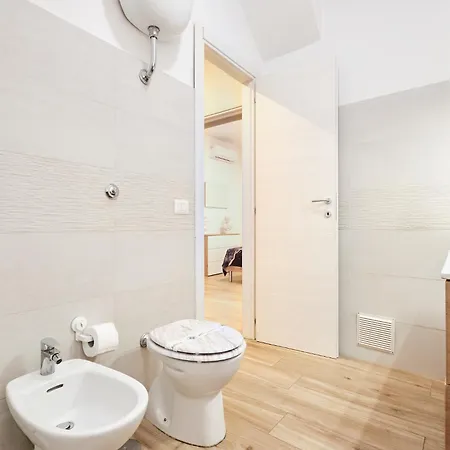 Trastevere St House Rome